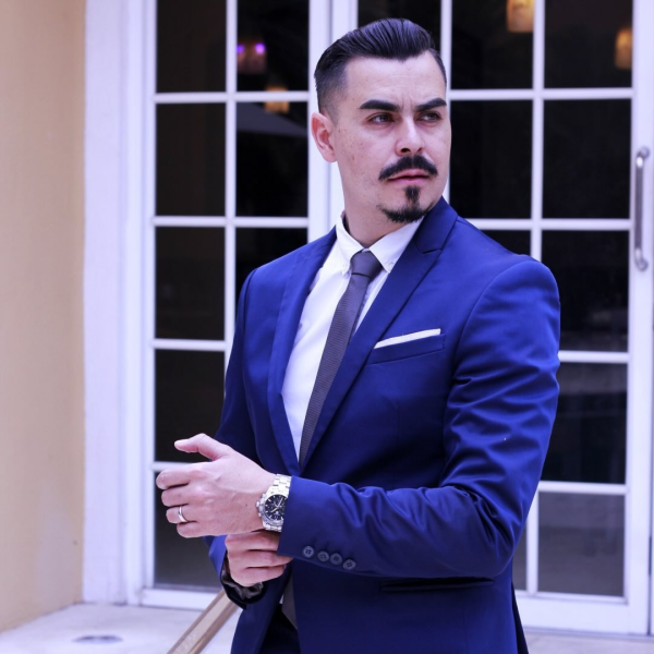 Héctor Quirós